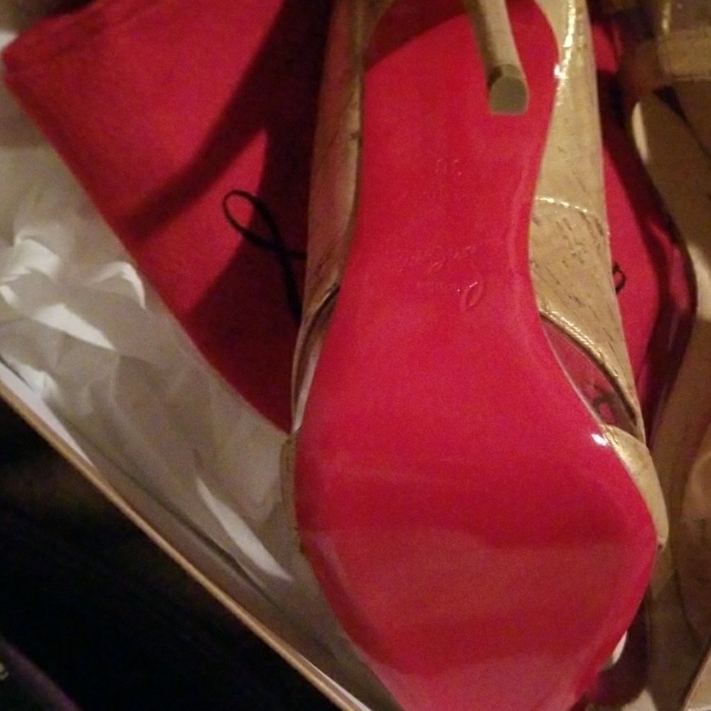 High heels - Picture 4 of 5